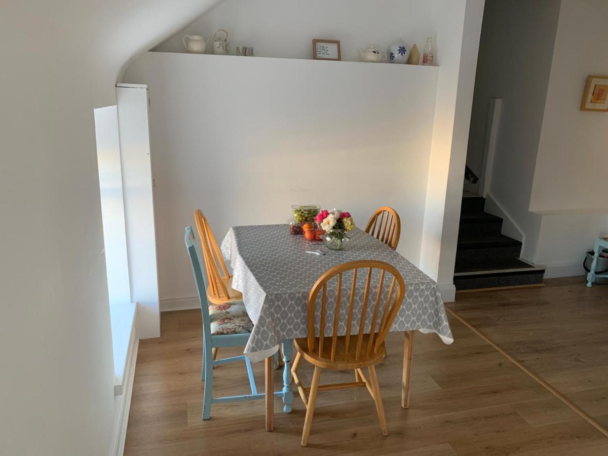 Room 2 Camp Street B&B & Self Catering オーターアード エクステリア 写真